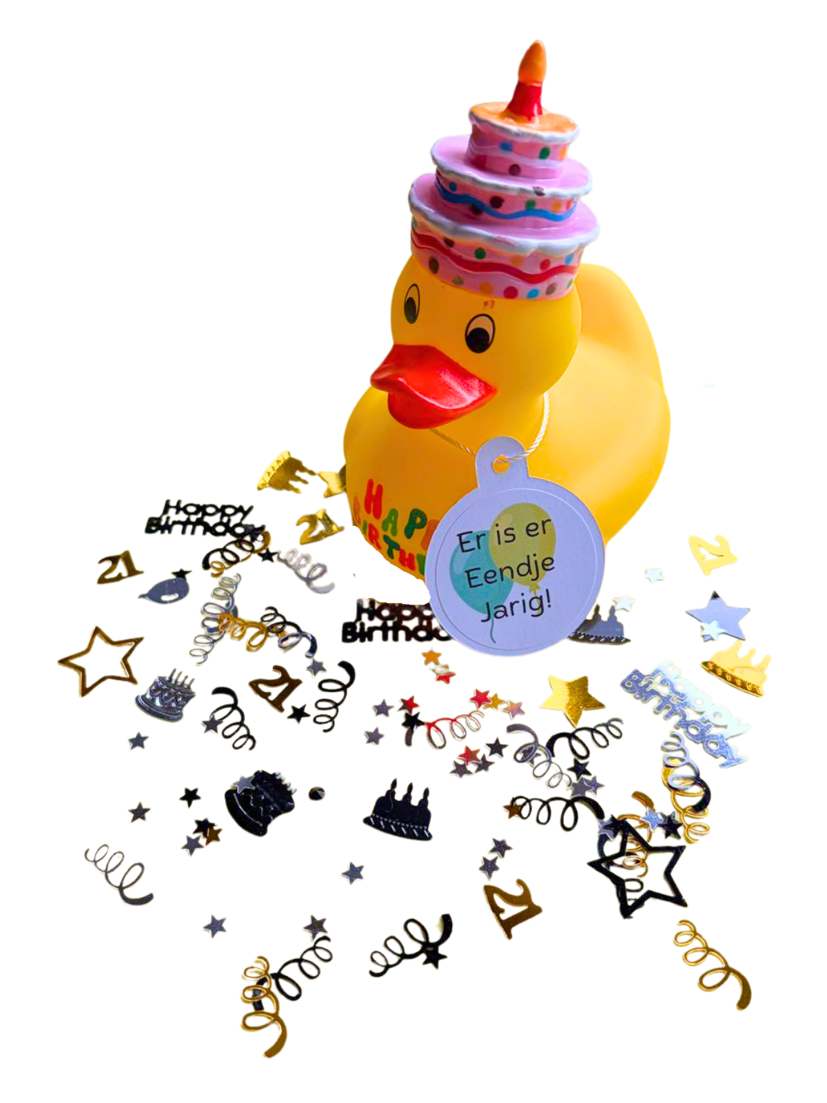 Gele verjaardagsbadeend met taart en kaars op het hoofd, hanglabel ‘Er is er Eendje Jarig!’ en zwarte, gouden en zilveren confetti voor 21 jaar.